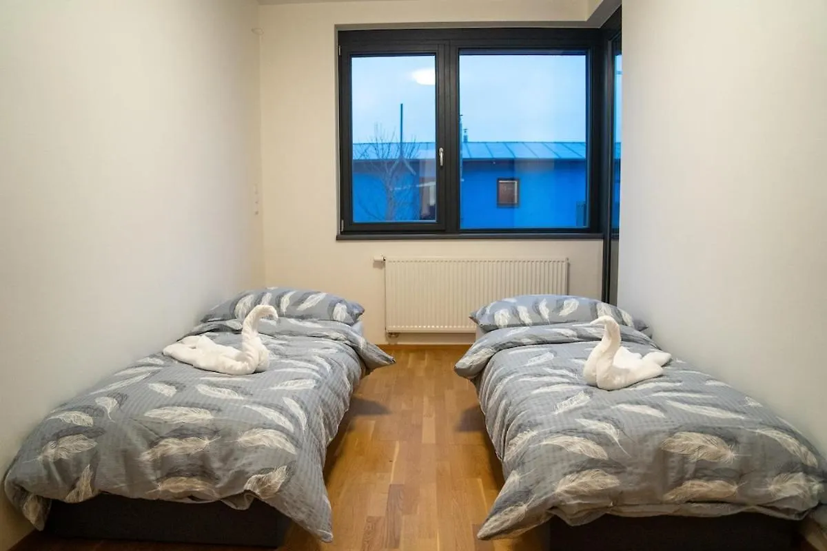 Modern Apt With Own Parking Prague Apartment