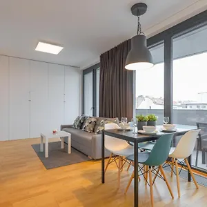  Apartmán Oscar With Garage