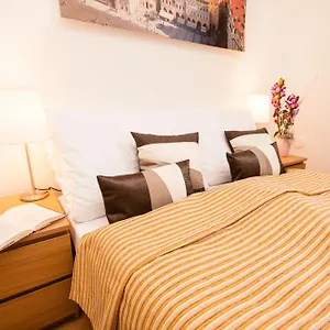  דירה Wenceslas Square Lofts
