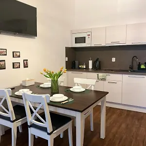 Apartmán Lovely Havanska - With Free Parking